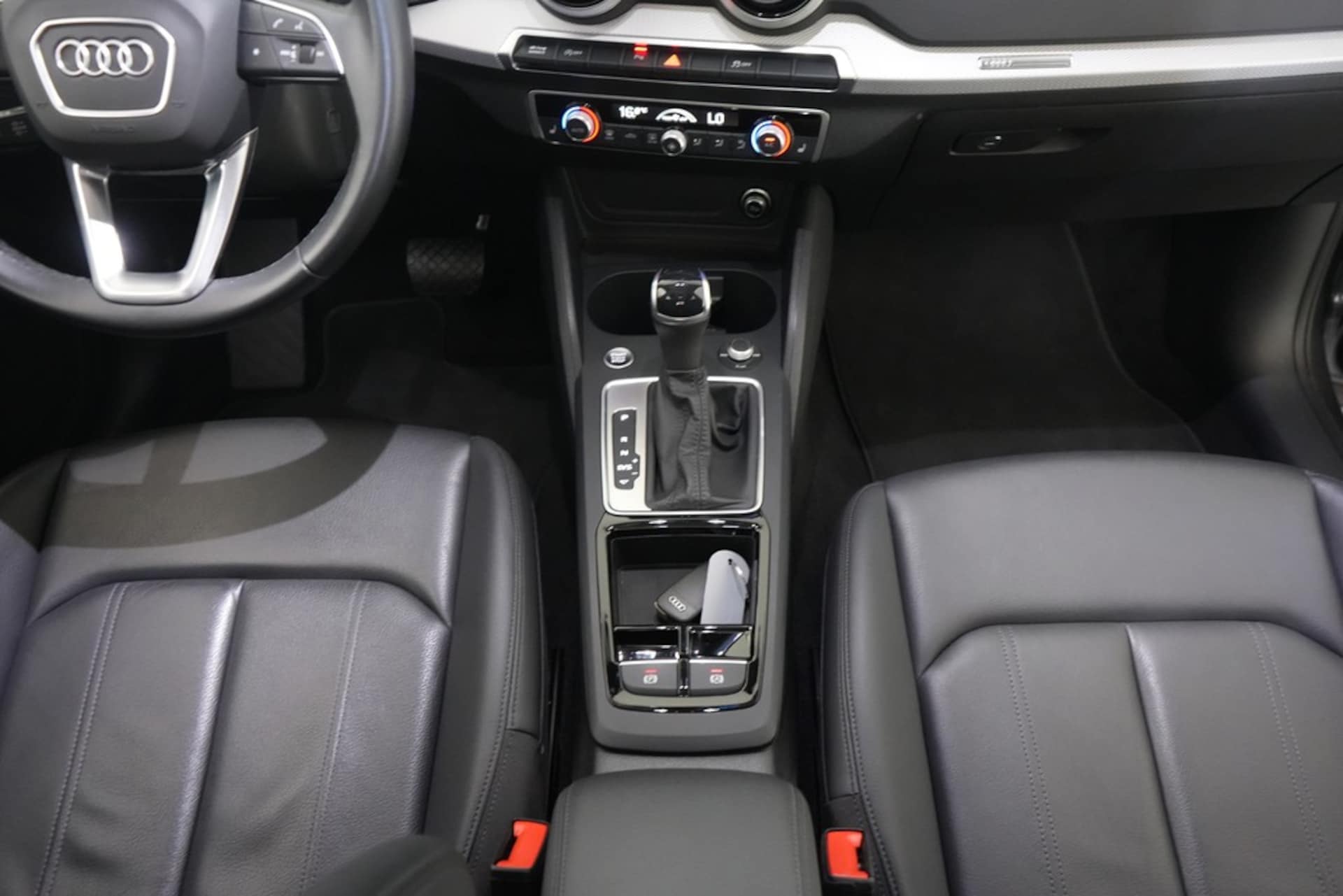 Audi Q2 S line