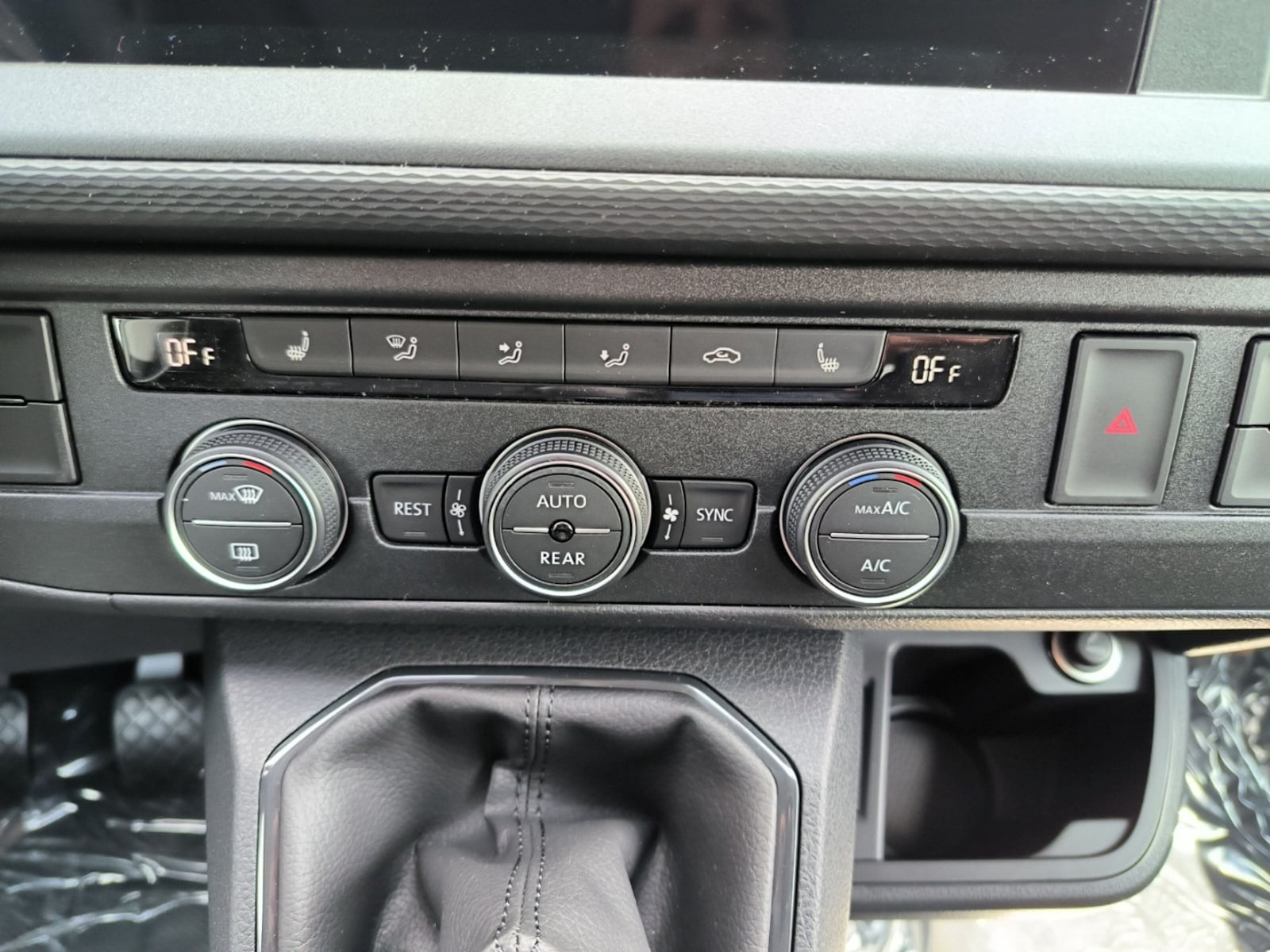 Volkswagen T6.1 California – Bild 13