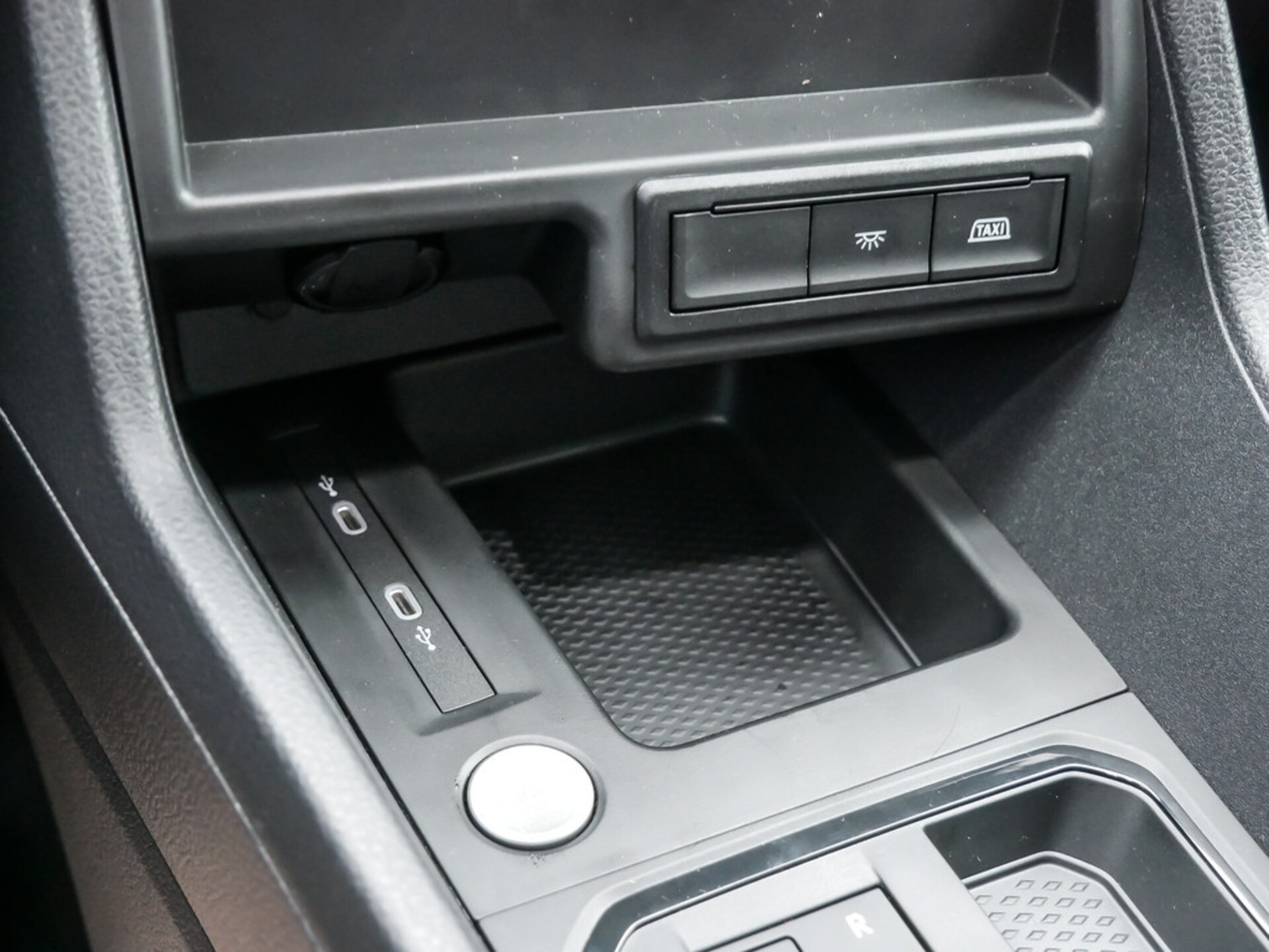 Volkswagen Caddy Maxi Basis-Modell