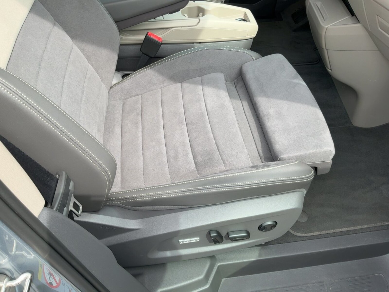 Volkswagen Multivan Langversion – Bild 15
