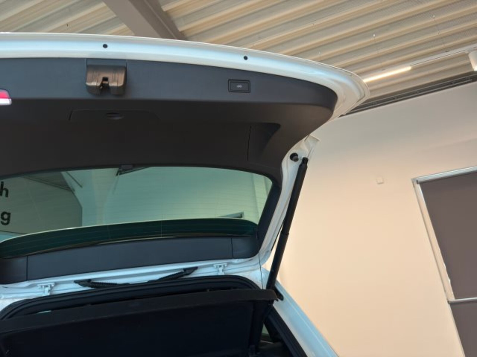 Volkswagen Tiguan – Bild 17
