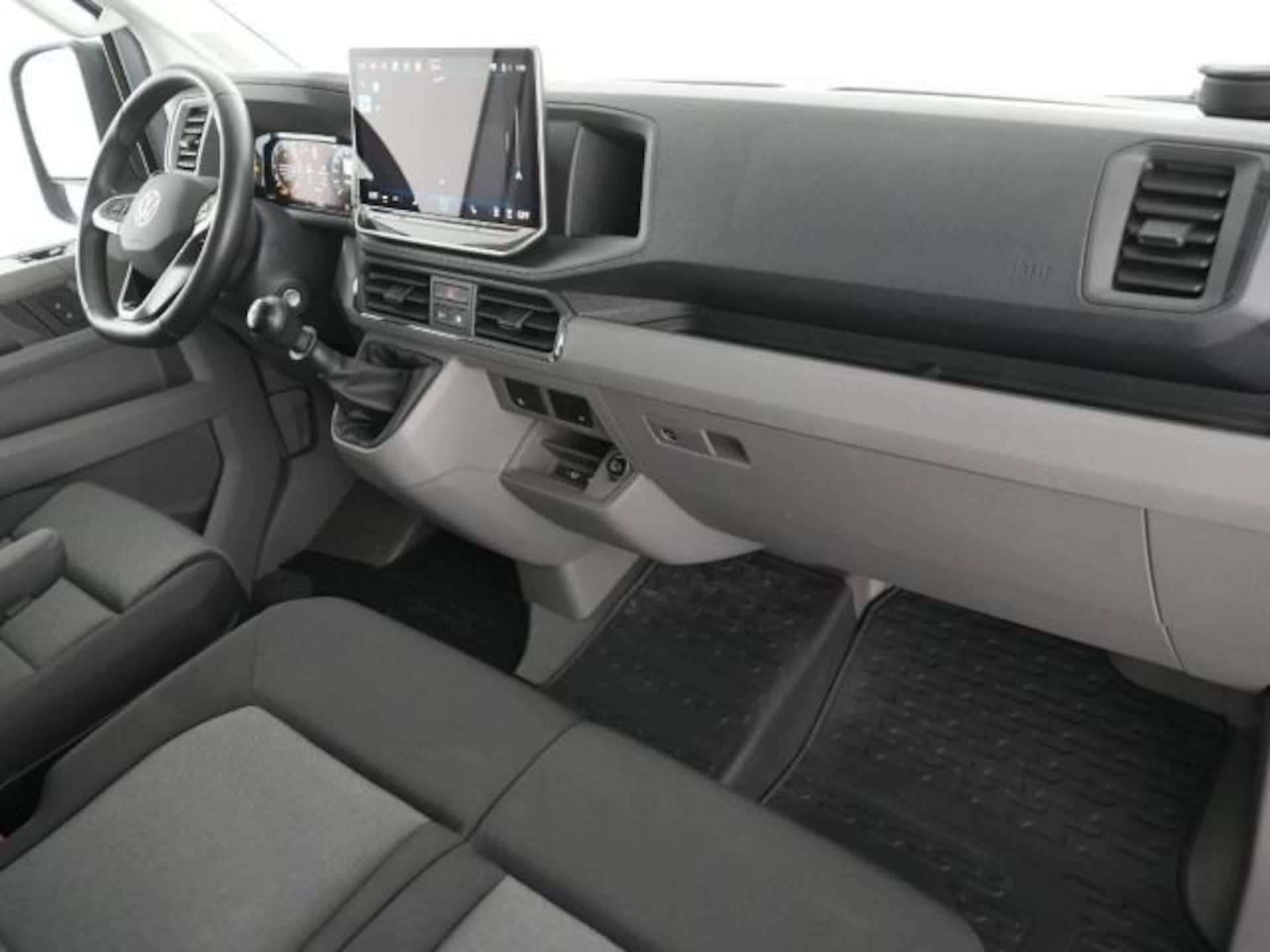 Volkswagen Crafter Kasten mittlerer Radstand