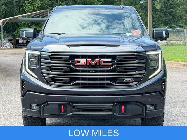 2023 GMC Sierra