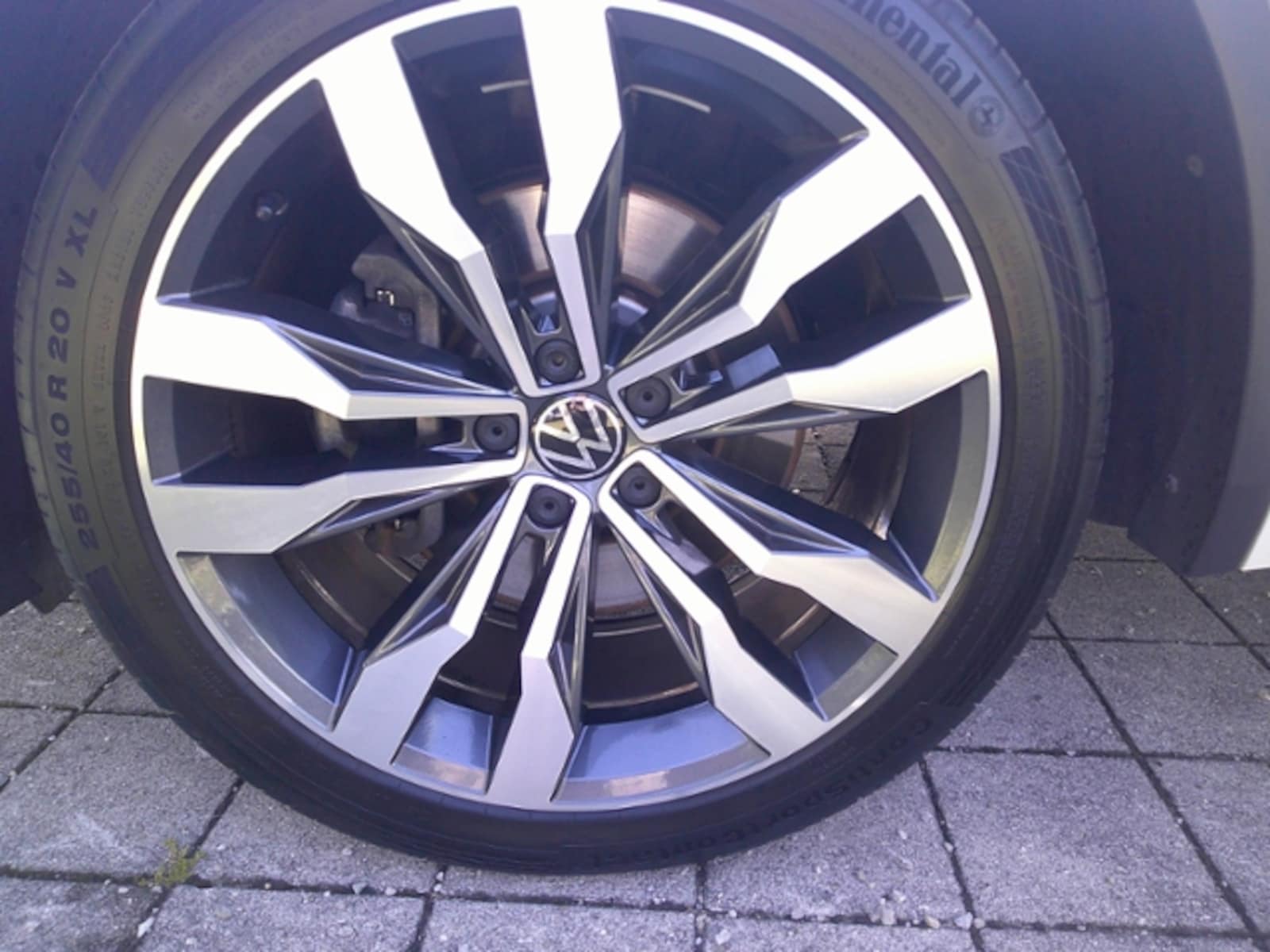 Volkswagen Tiguan – Bild 16