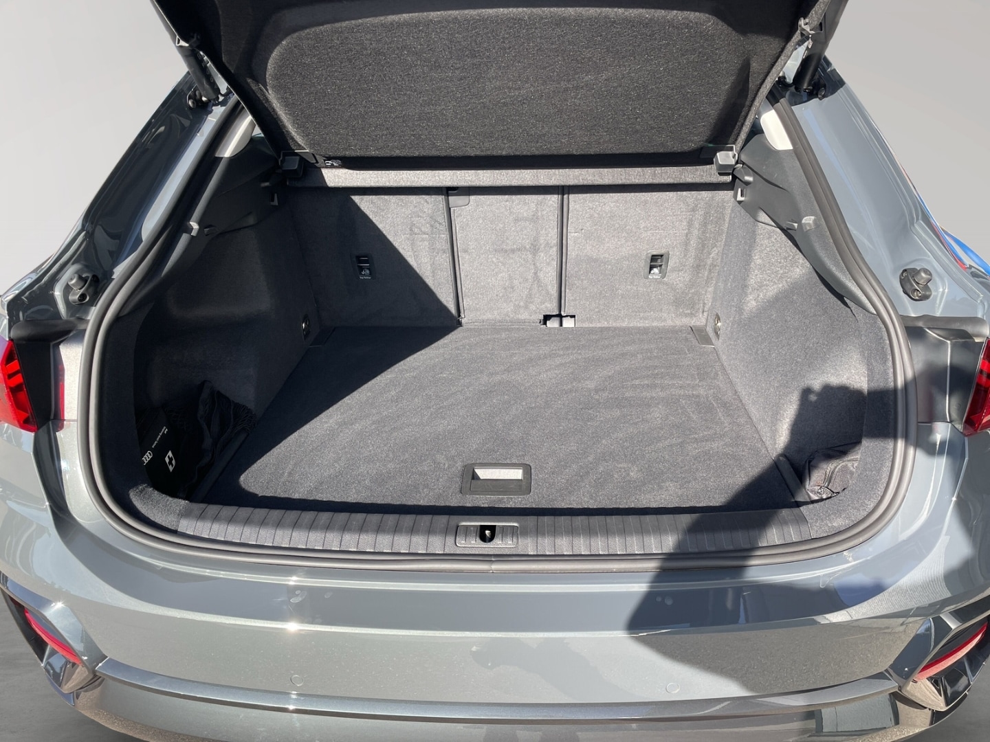 Bild über Audi Q3 Sportback TFSI 110 kW S tronic - für weitere Informationen kontaktieren Sie den Audi Partner