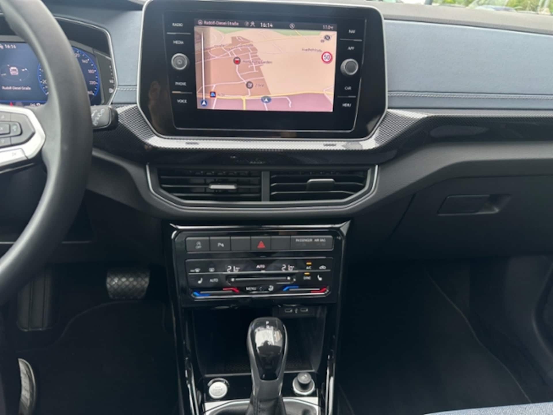 Volkswagen T-Cross Style