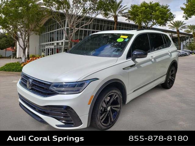 2023 Volkswagen Tiguan SE R-LINE BLACK