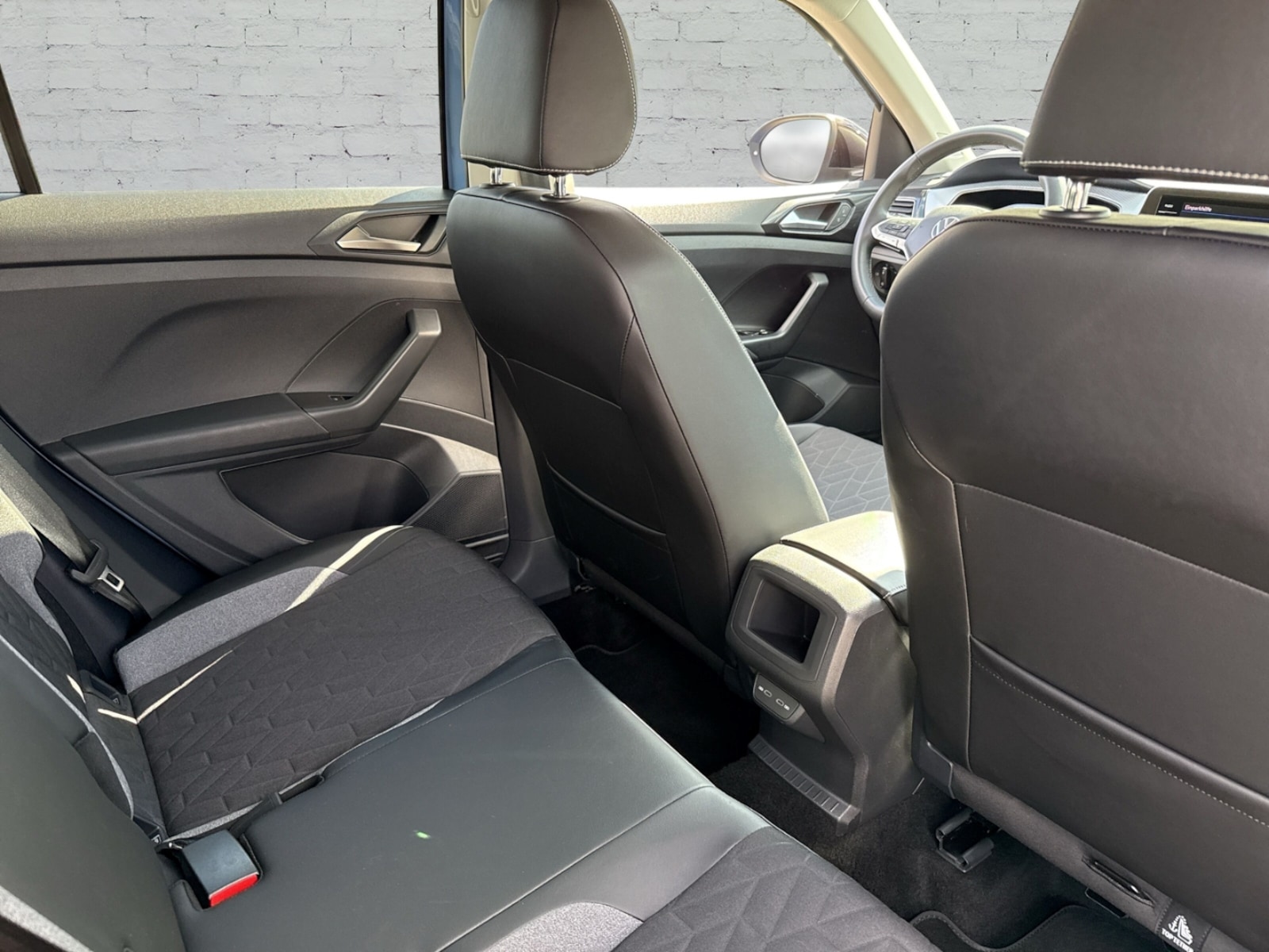 Volkswagen T-Cross – Bild 11