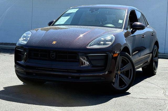 Photo of 2025 Porsche Macan 