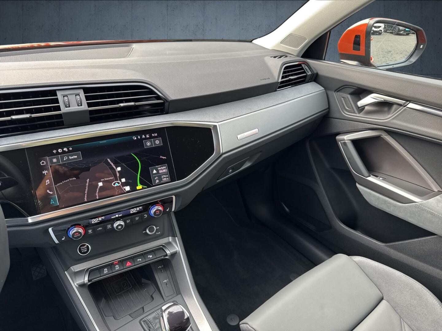 Bild über Audi Q3 S line 35 TFSI S tronic - für weitere Informationen kontaktieren Sie den Audi Partner