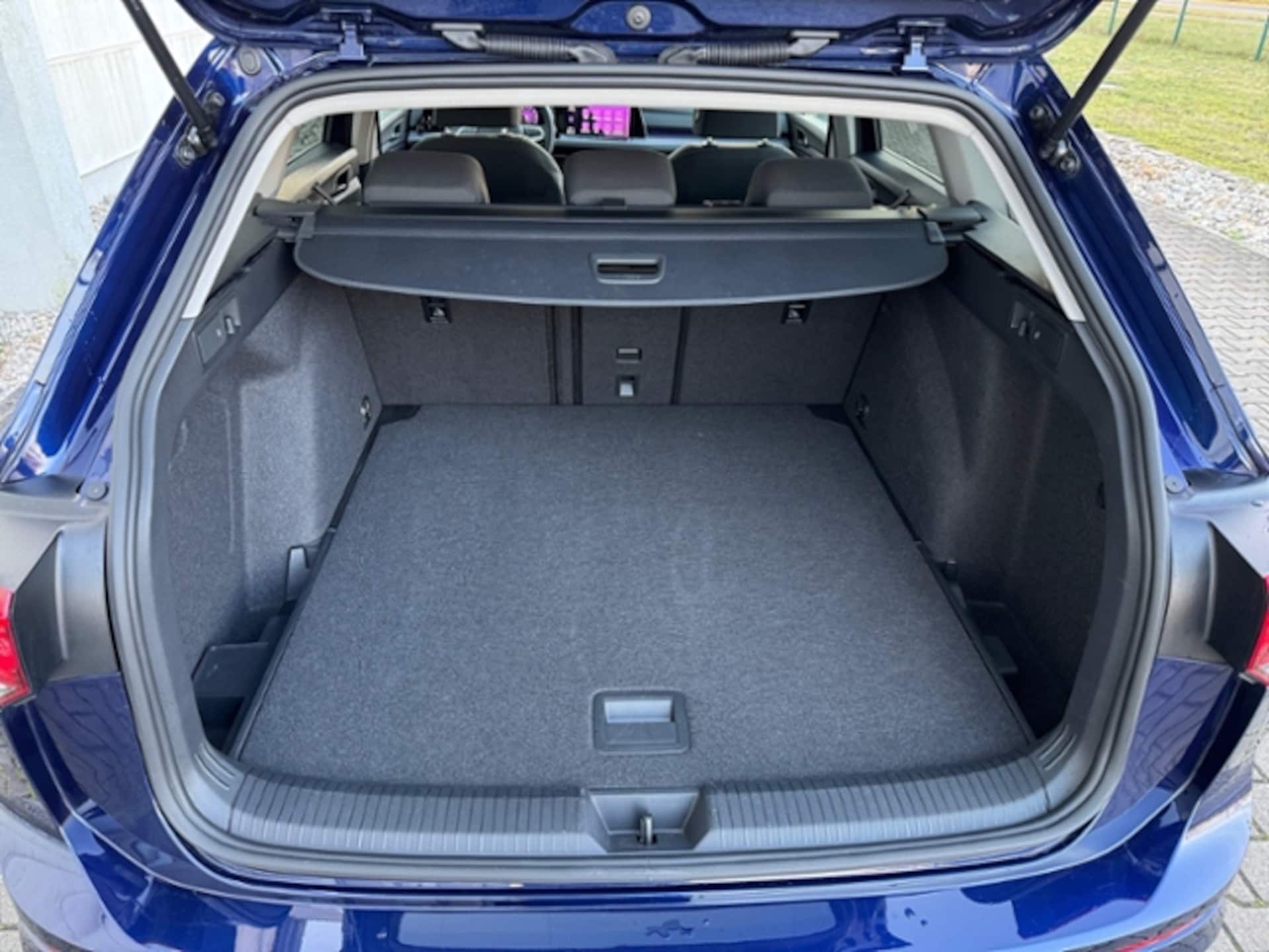Volkswagen Golf Variant Style
