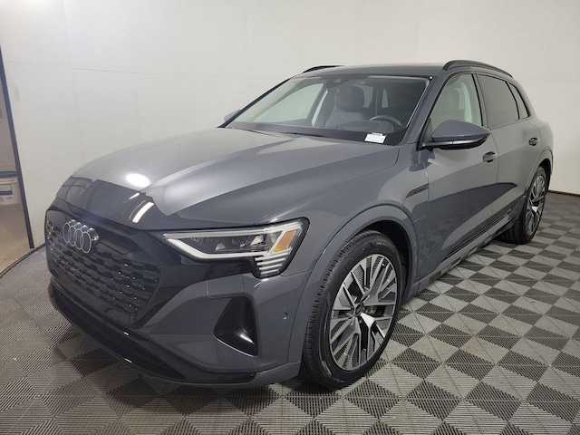 2024 Audi Q8 e-tron