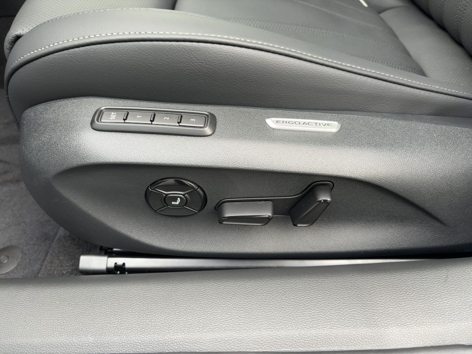 Volkswagen Passat Elegance