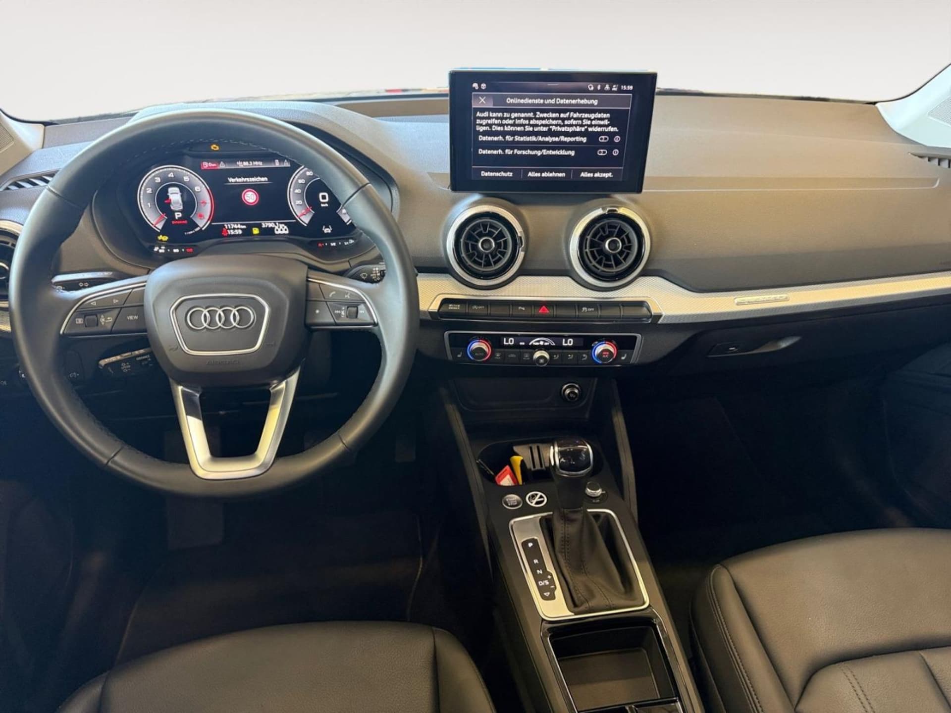 Audi Q2 S line