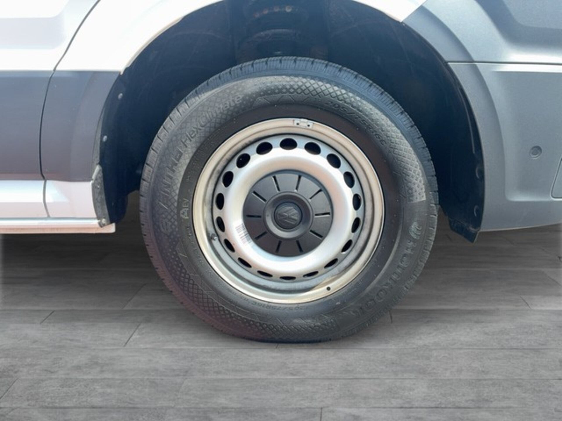Volkswagen Crafter Kasten langer Radstand