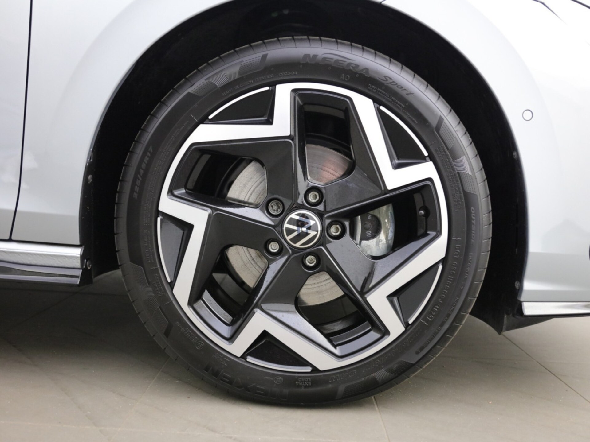 Volkswagen Golf Variant R-Line