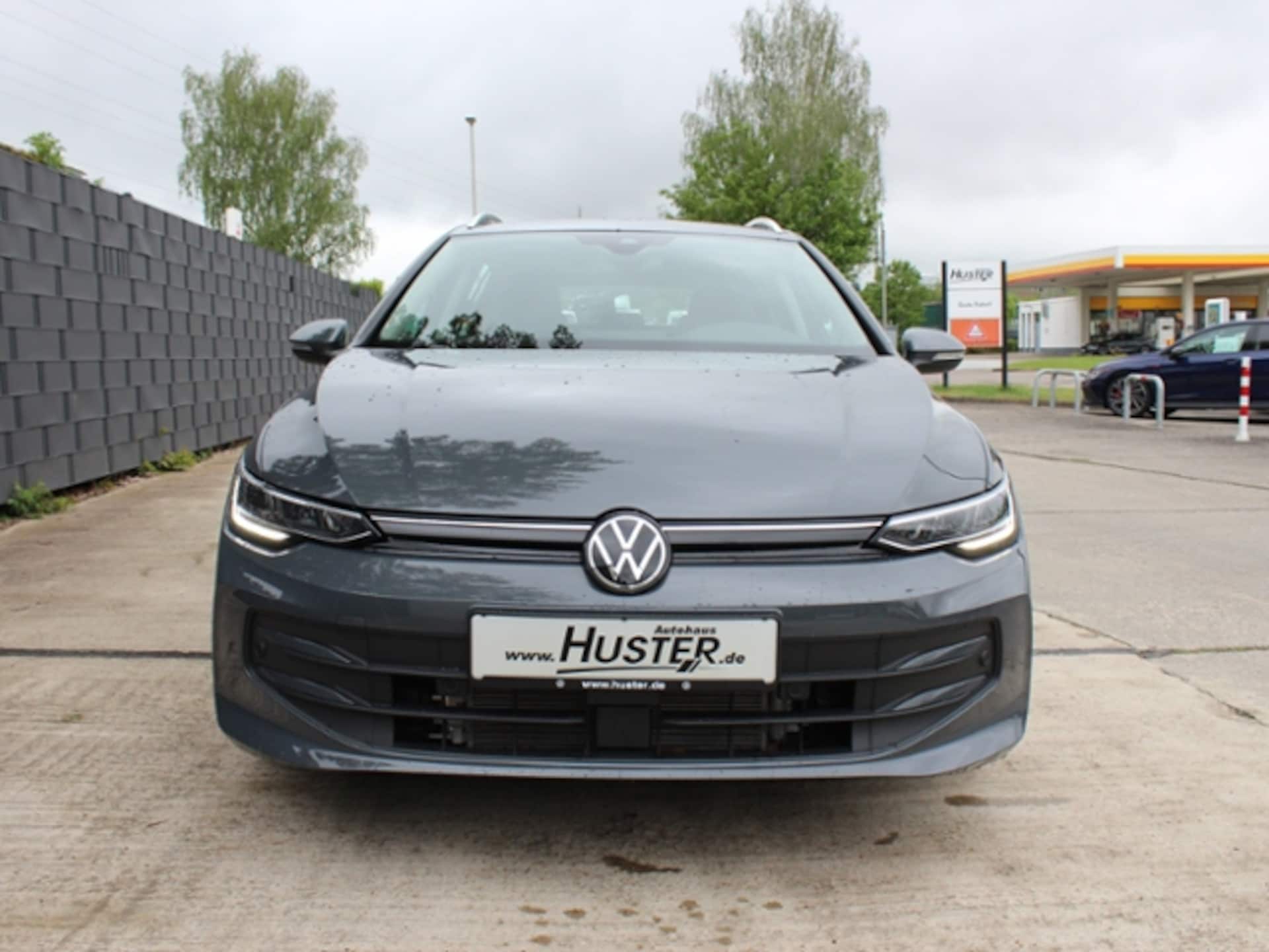 Volkswagen Golf Variant Life