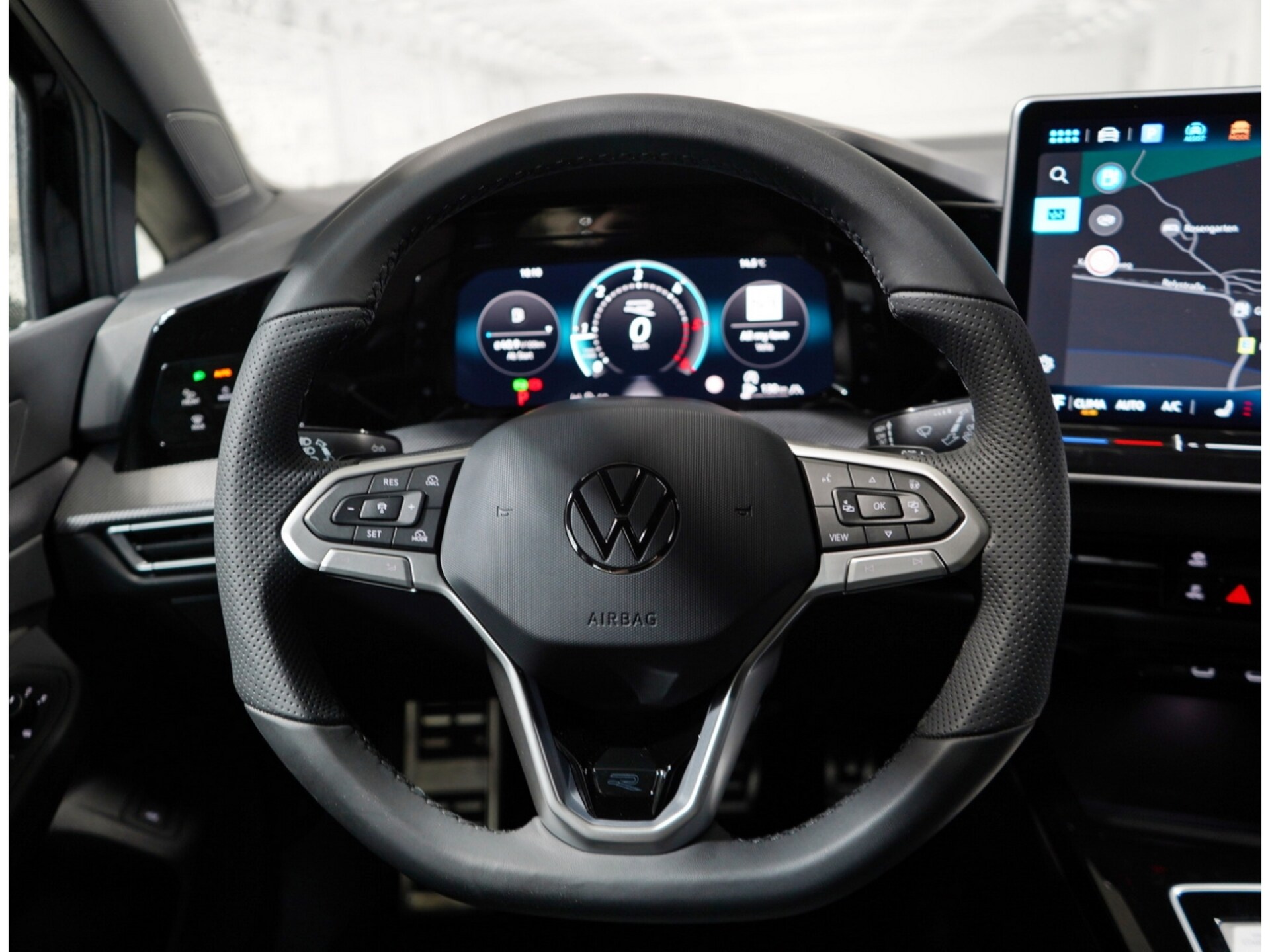 Volkswagen Golf Variant R-Line