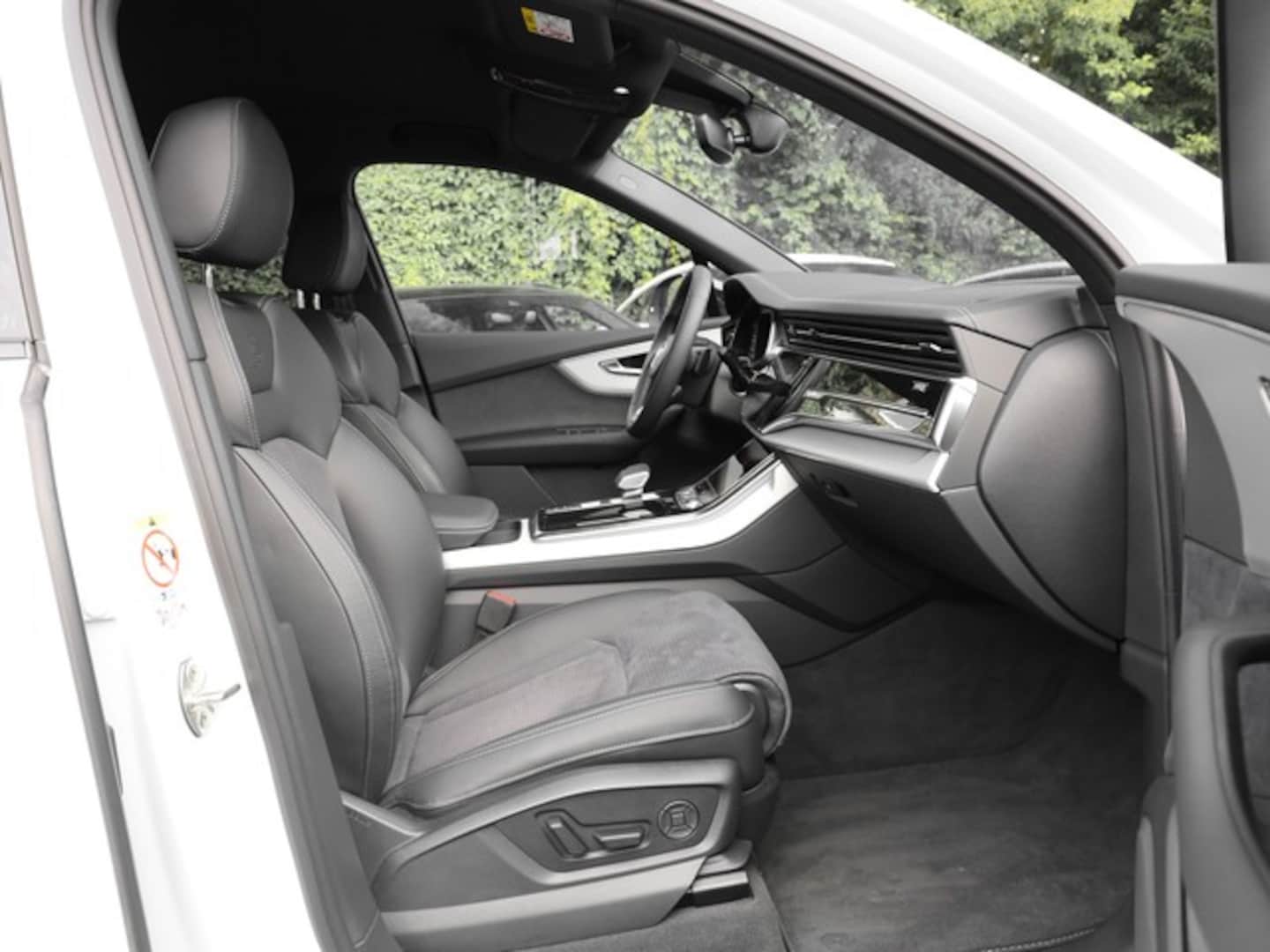 Bild über Audi Q7 SUV S line business TFSI quattro 250 kW tiptronic - für weitere Informationen kontaktieren Sie den Audi Partner