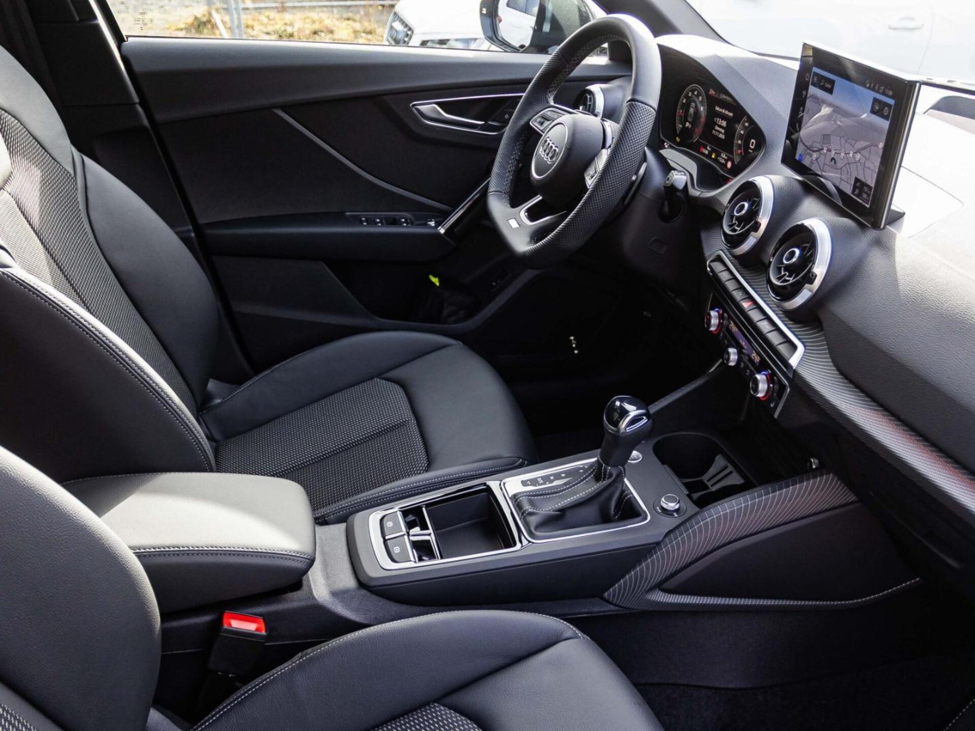 Audi Q2 S line
