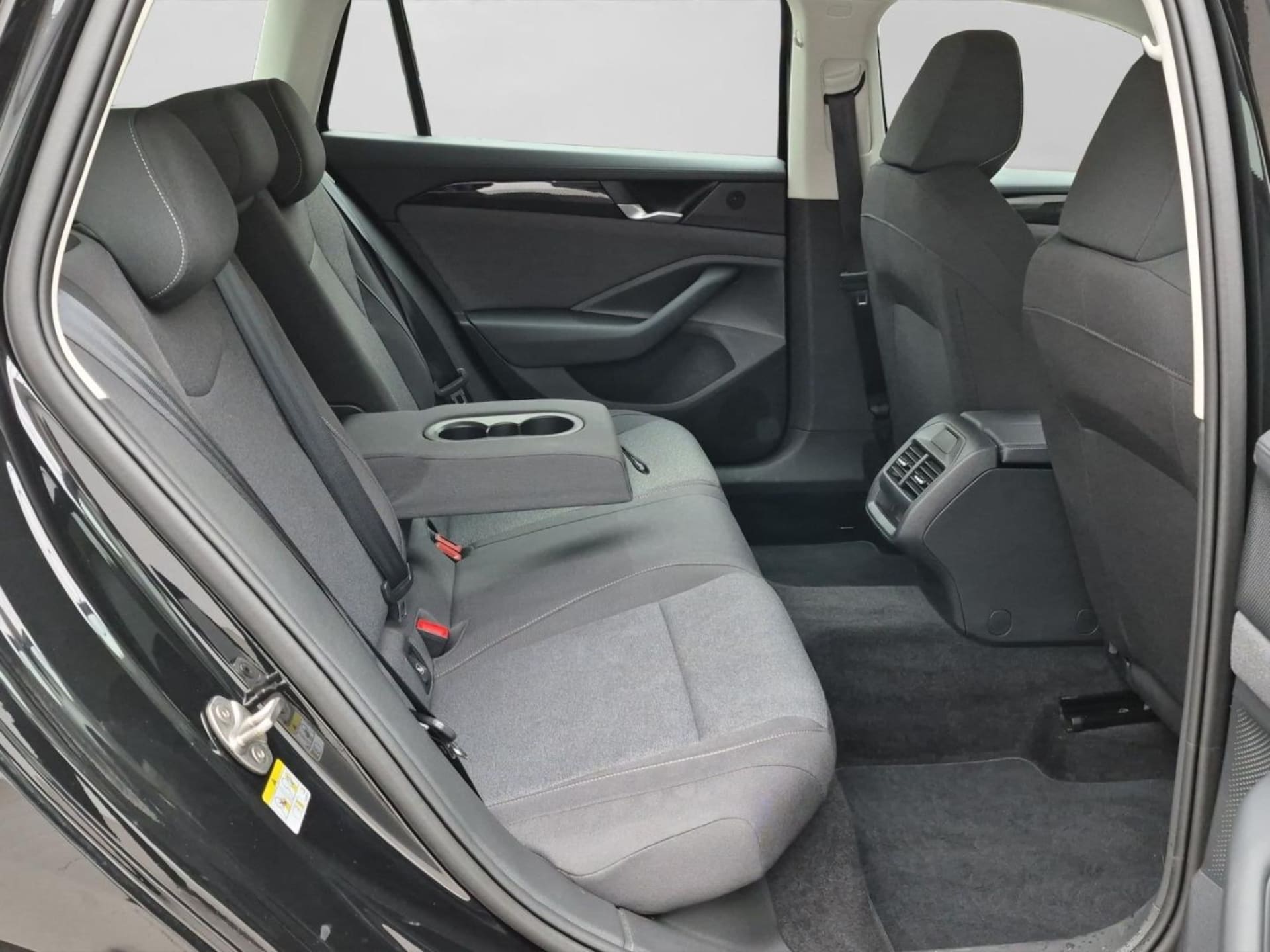 Volkswagen Passat Basis-Modell