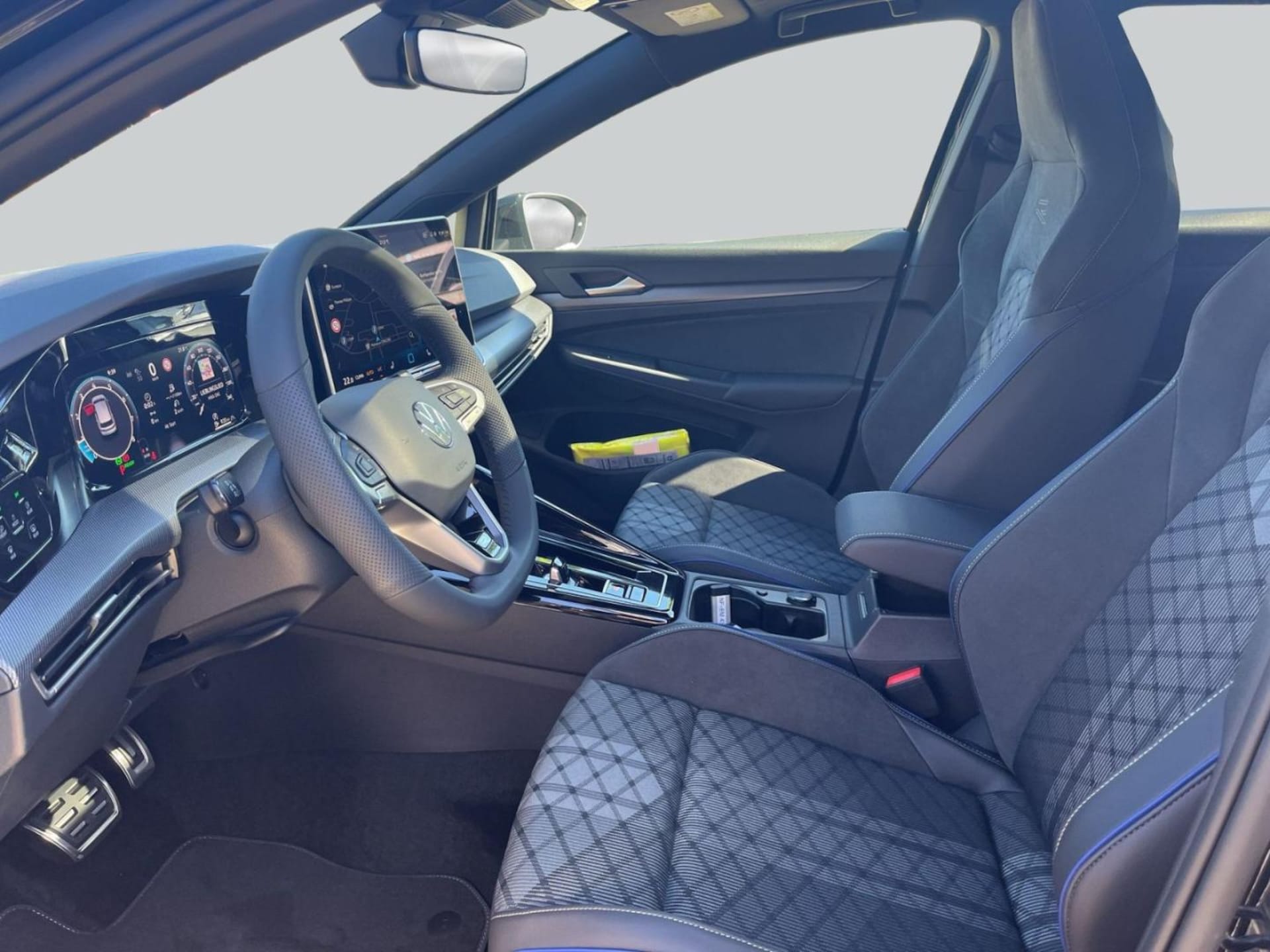 Volkswagen Golf R-Line