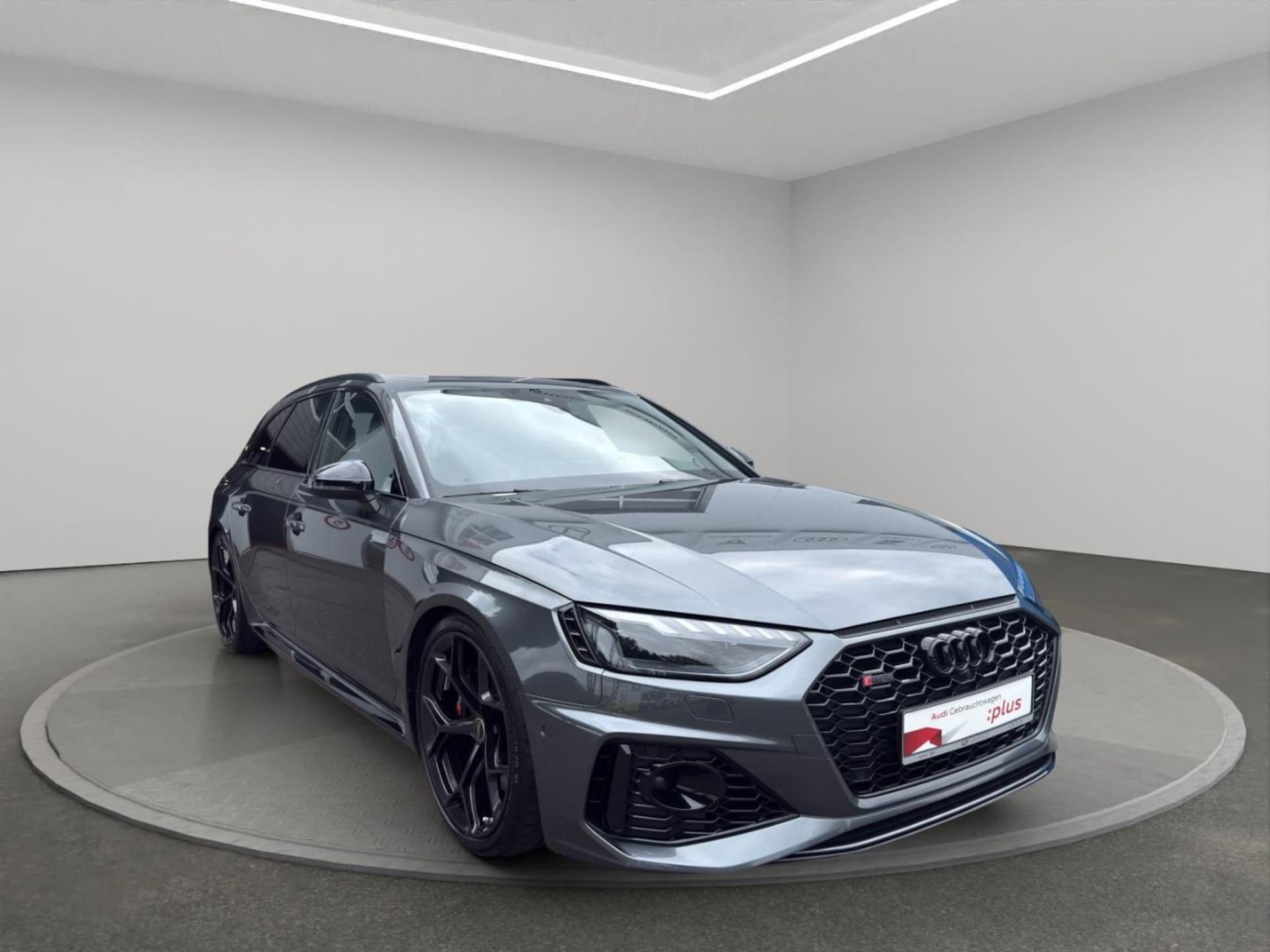 Audi RS 4 Avant