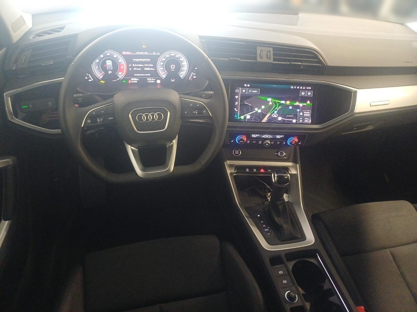 Bild über Audi Q3 TFSI 110 kW S tronic - für weitere Informationen kontaktieren Sie den Audi Partner