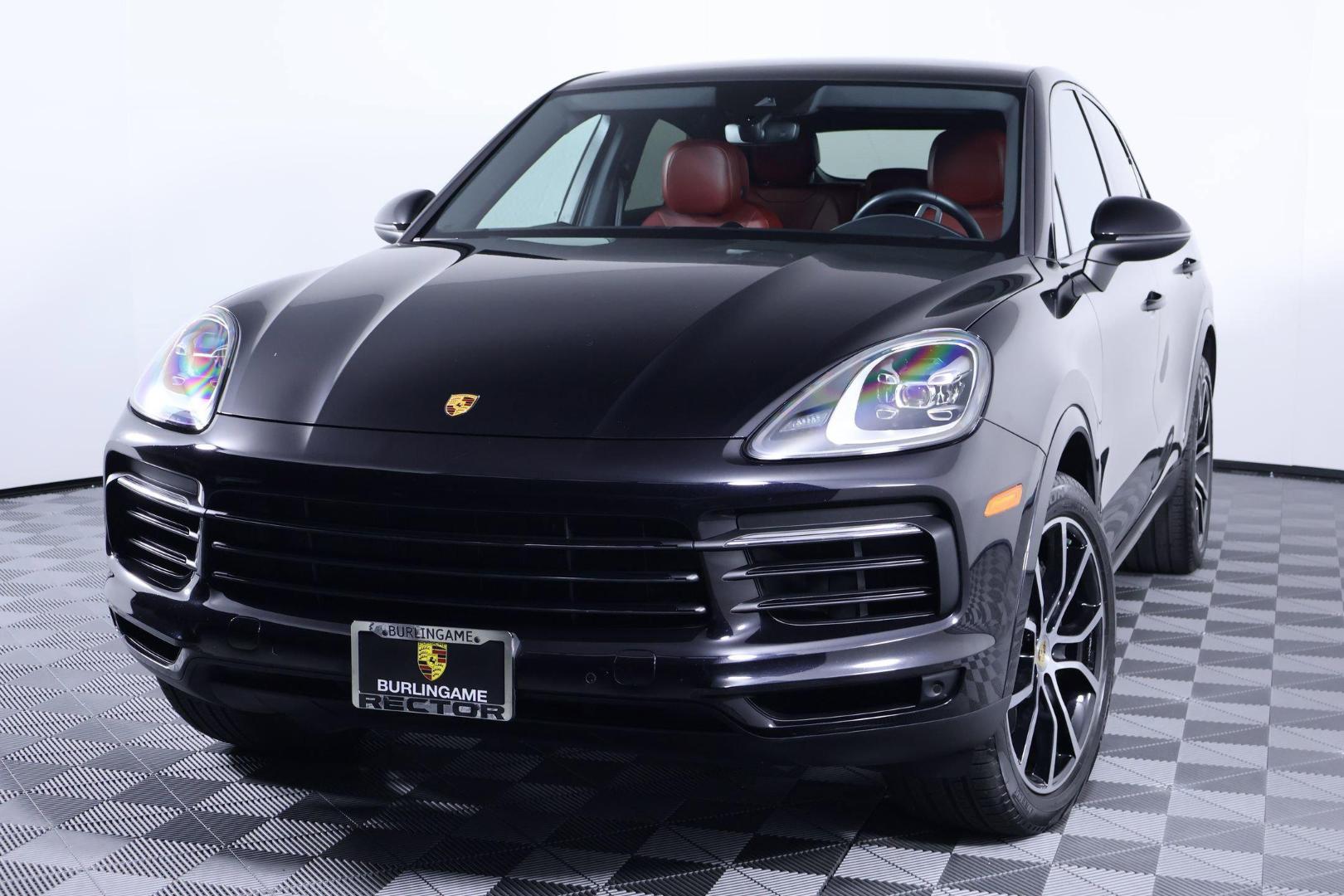 2022 Porsche Cayenne's photo