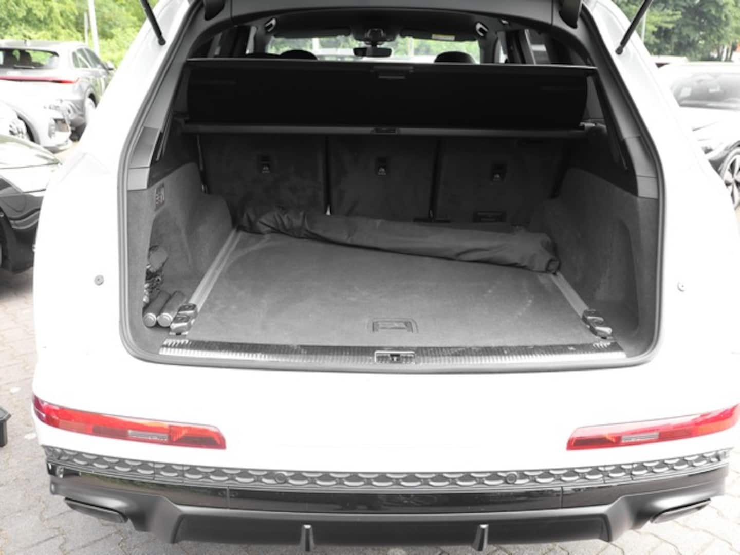 Bild über Audi Q7 SUV S line business TFSI quattro 250 kW tiptronic - für weitere Informationen kontaktieren Sie den Audi Partner