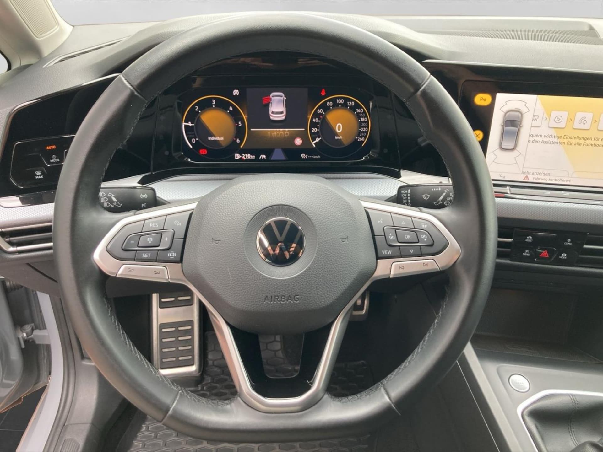 Volkswagen Golf Active