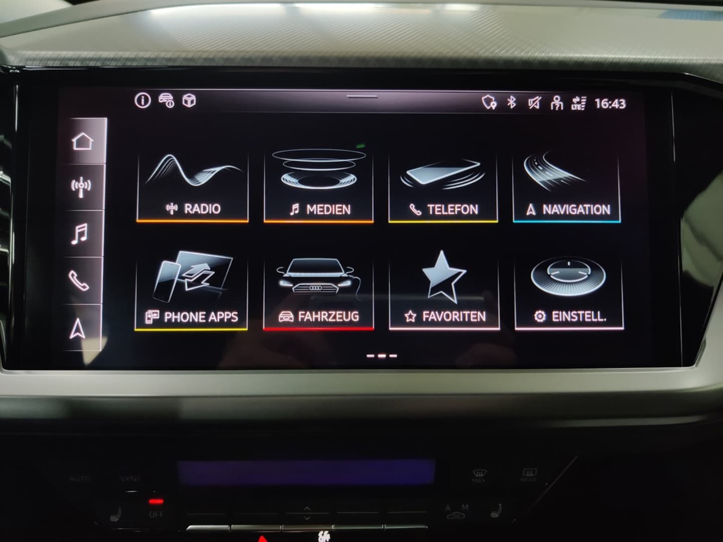 Bild über Audi Q4 e-tron 45 e-tron quattro - für weitere Informationen kontaktieren Sie den Audi Partner