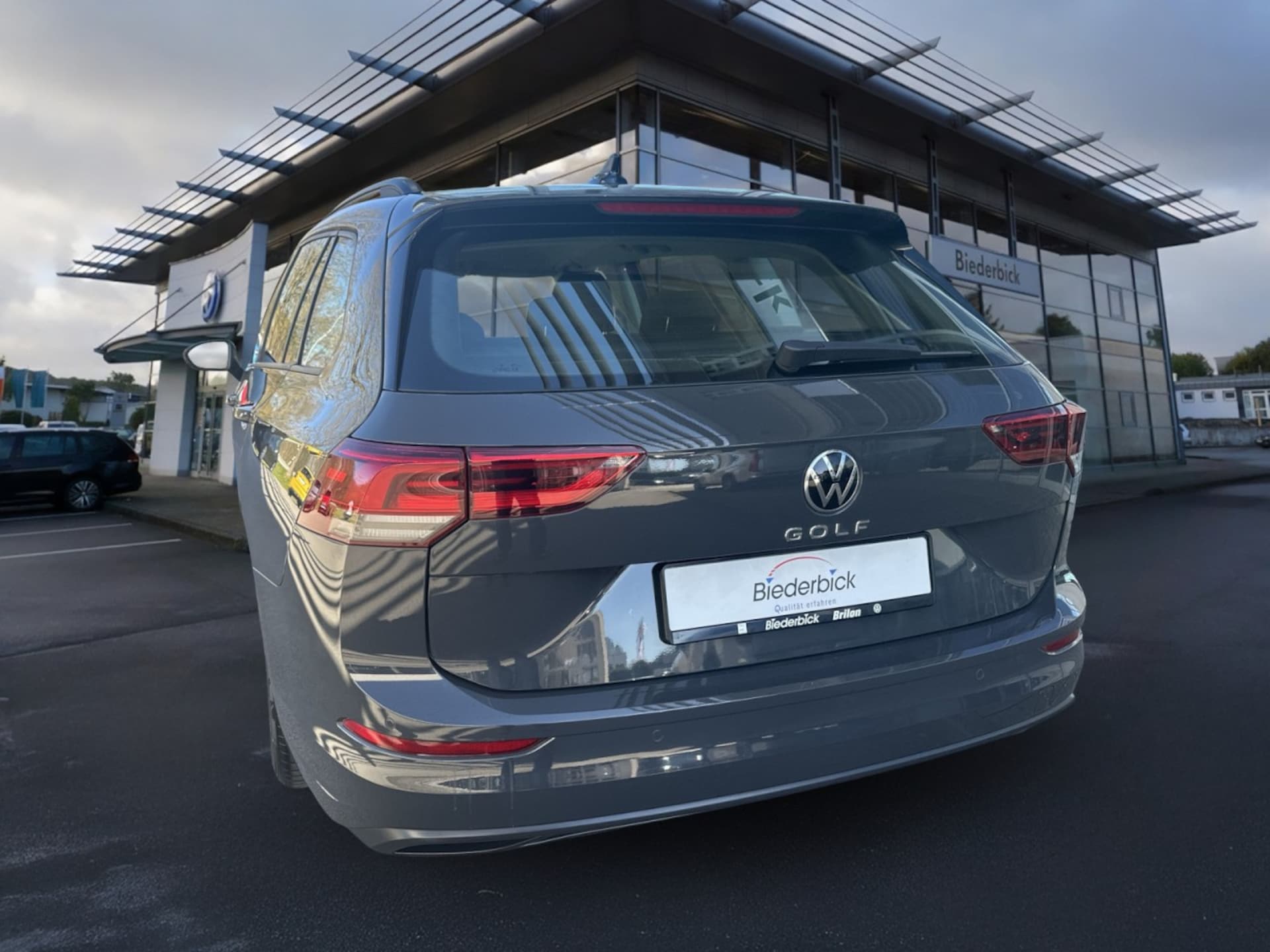 Volkswagen Golf Variant Life