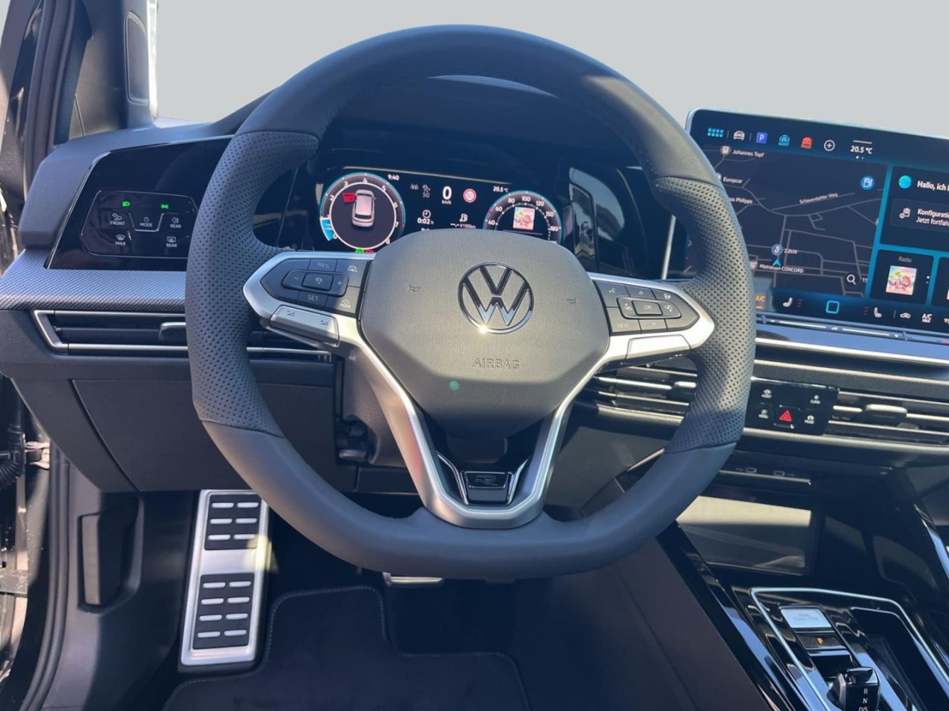 Volkswagen Golf R-Line