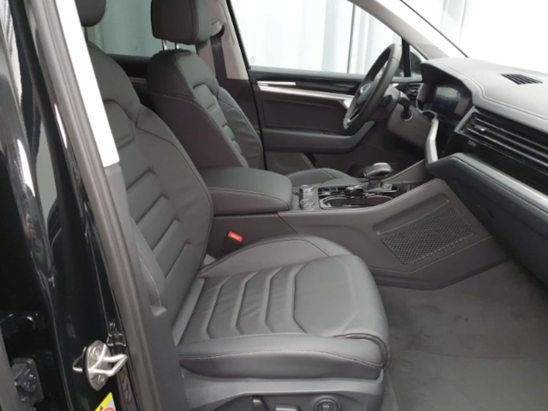Volkswagen Touareg Basis-Modell
