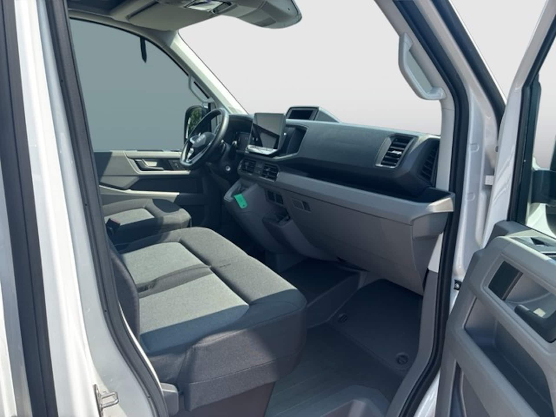 Volkswagen Crafter Kasten langer Radstand
