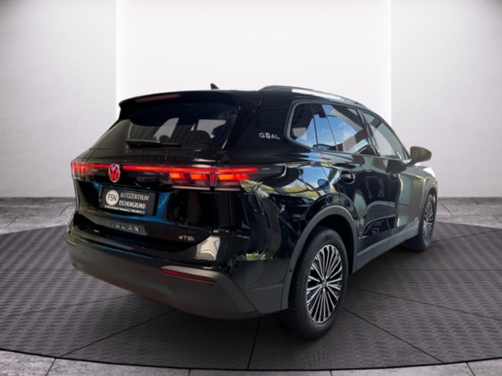 Volkswagen Tiguan – Bild 6