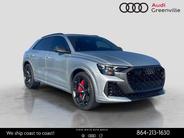Photo of 2025 Audi RS Q8 SUV performance