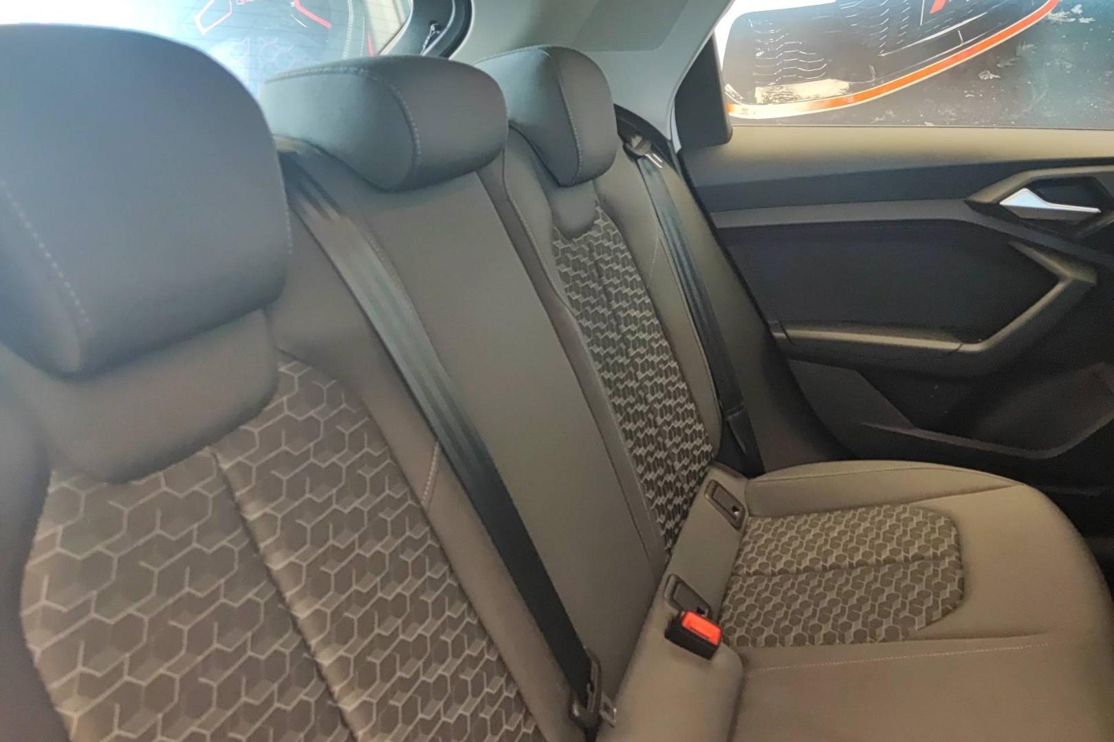 Image about Audi A1 Sportback Advanced 2 25 TFSI 70 kW (95 ch) 5 vitesses