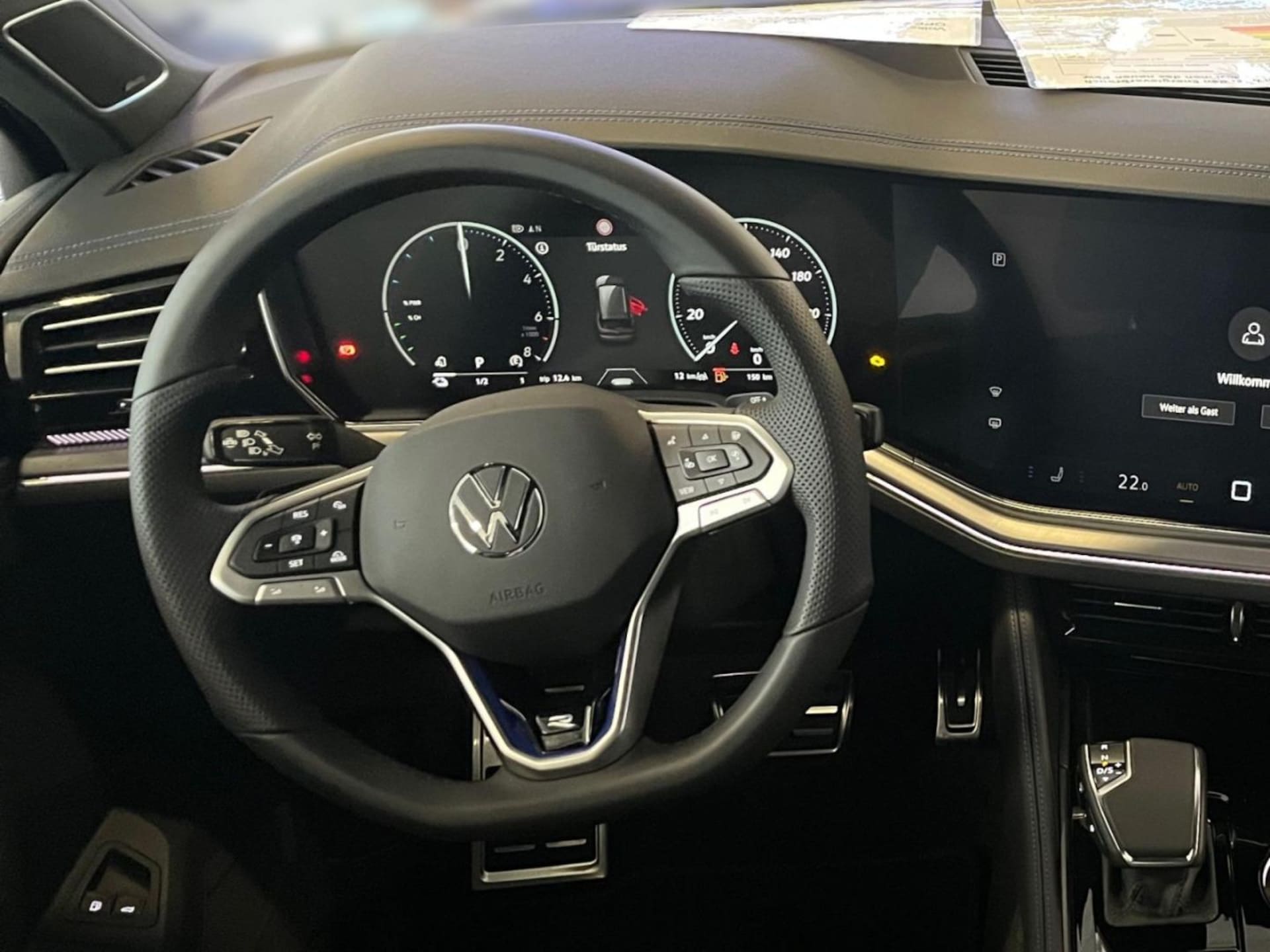 Volkswagen Touareg R