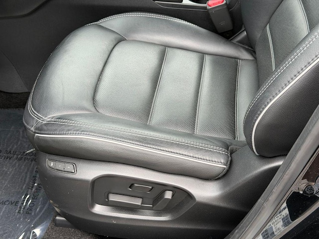 2025 Mazda CX-5 S Preferred package - Photo 25