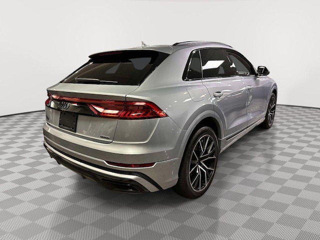 2022 Audi Q8