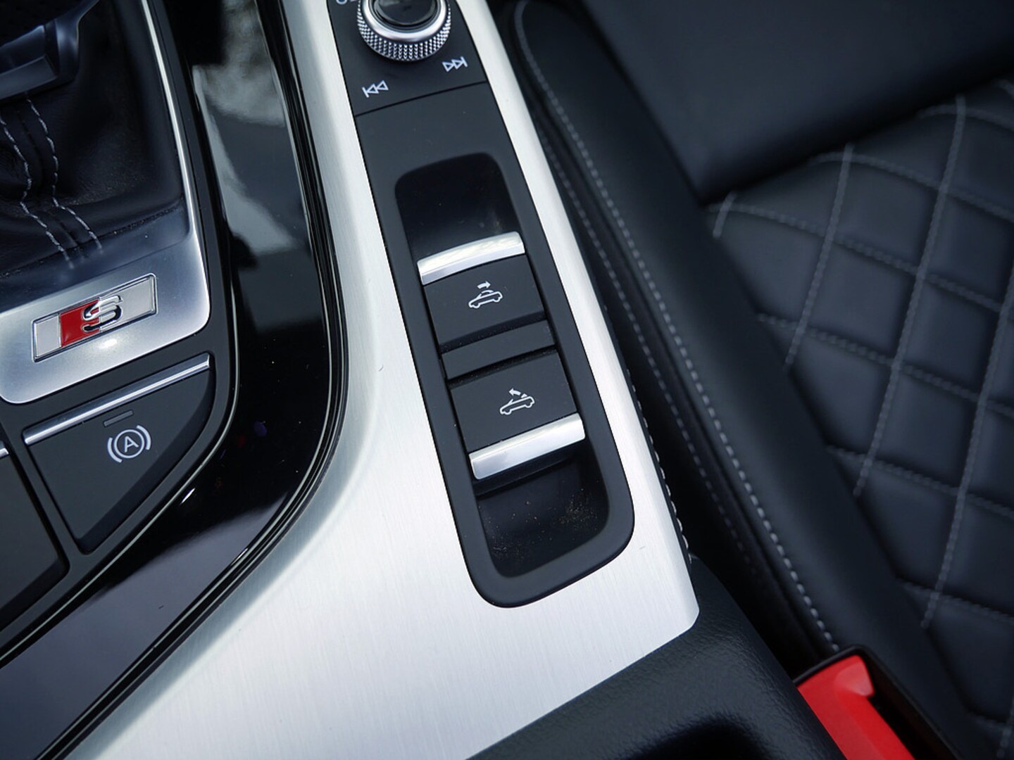 Bild über Audi S5 Cabriolet TFSI quattro tiptronic - für weitere Informationen kontaktieren Sie den Audi Partner