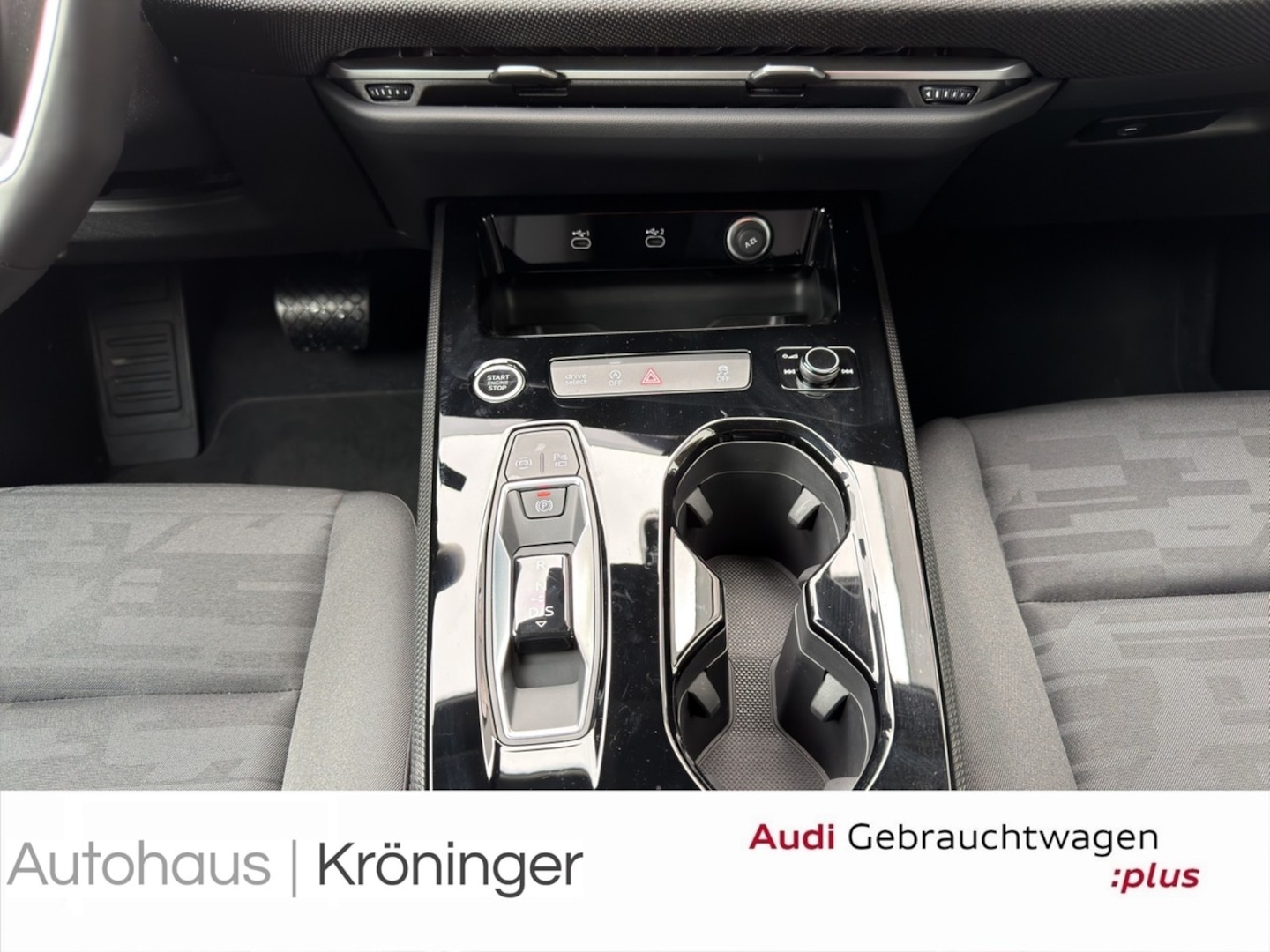 Bild über Audi A5 Limousine TFSI S tronic - für weitere Informationen kontaktieren Sie den Audi Partner