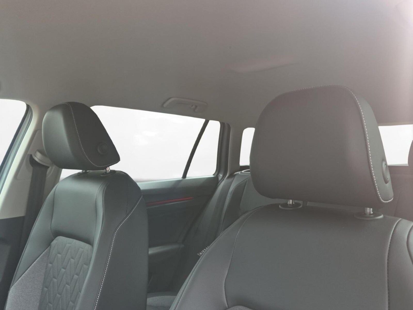 Volkswagen Golf Variant – Bild 9