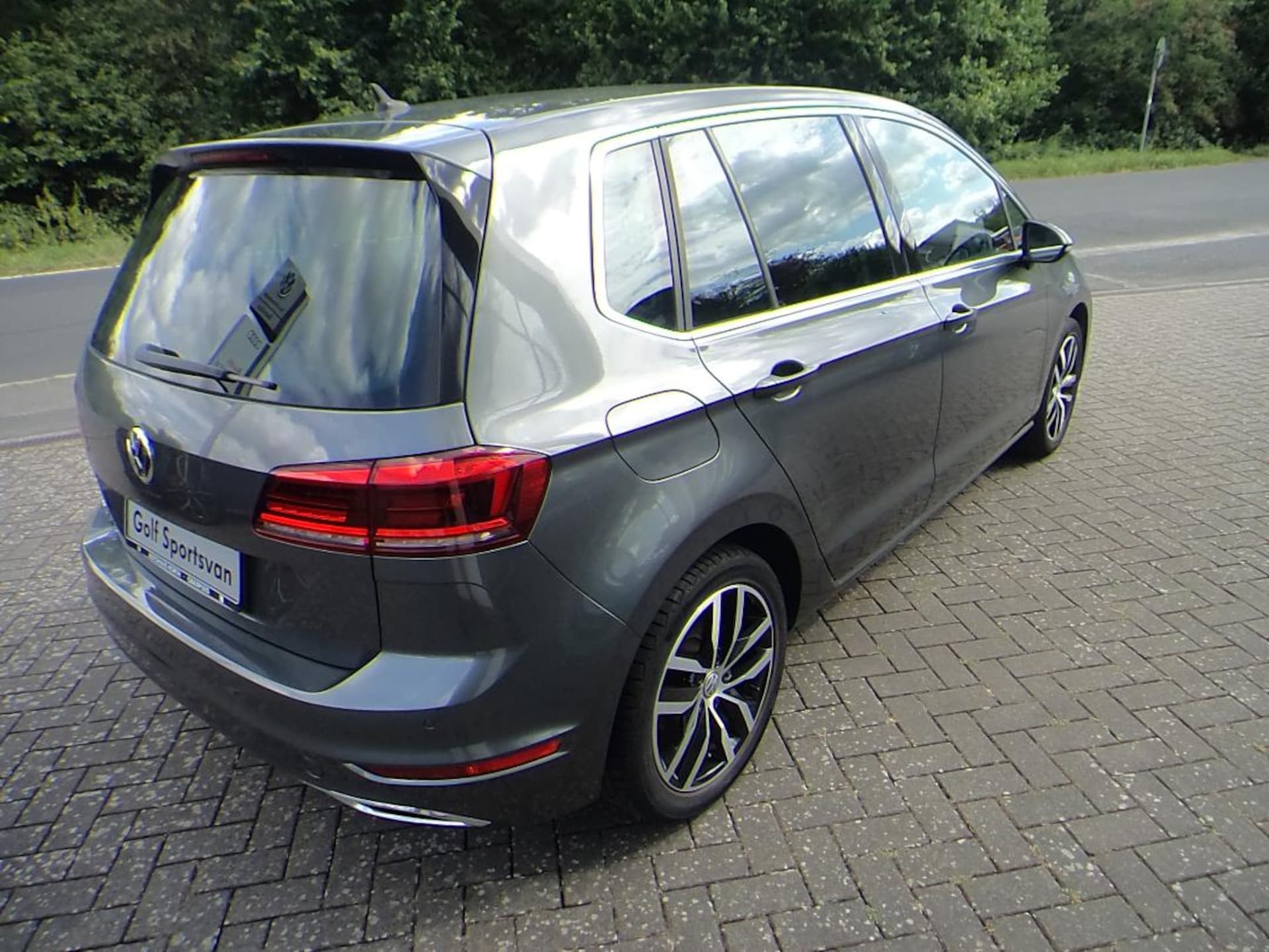 Volkswagen Golf Sportsvan Highline