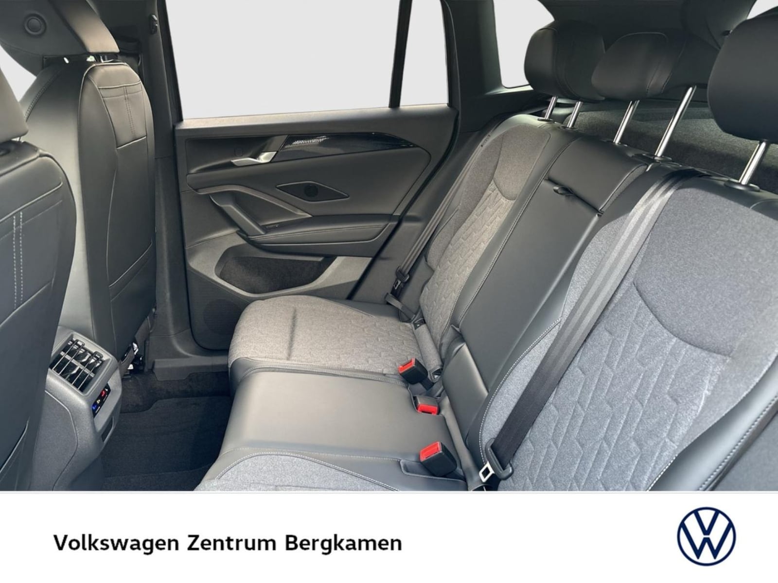 Volkswagen Tiguan – Bild 8