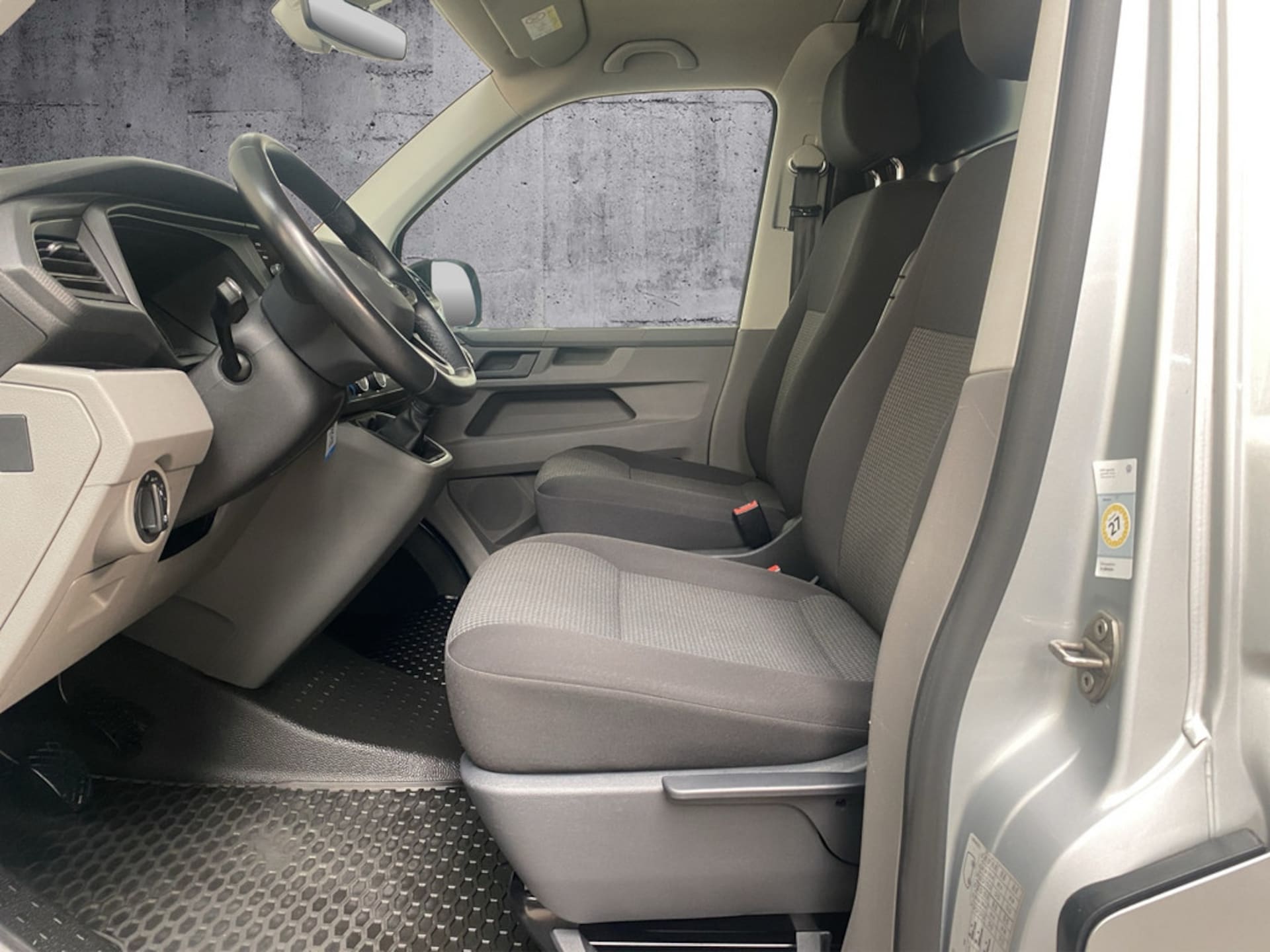 Volkswagen T6.1 Transporter Kasten kurzer Radstand