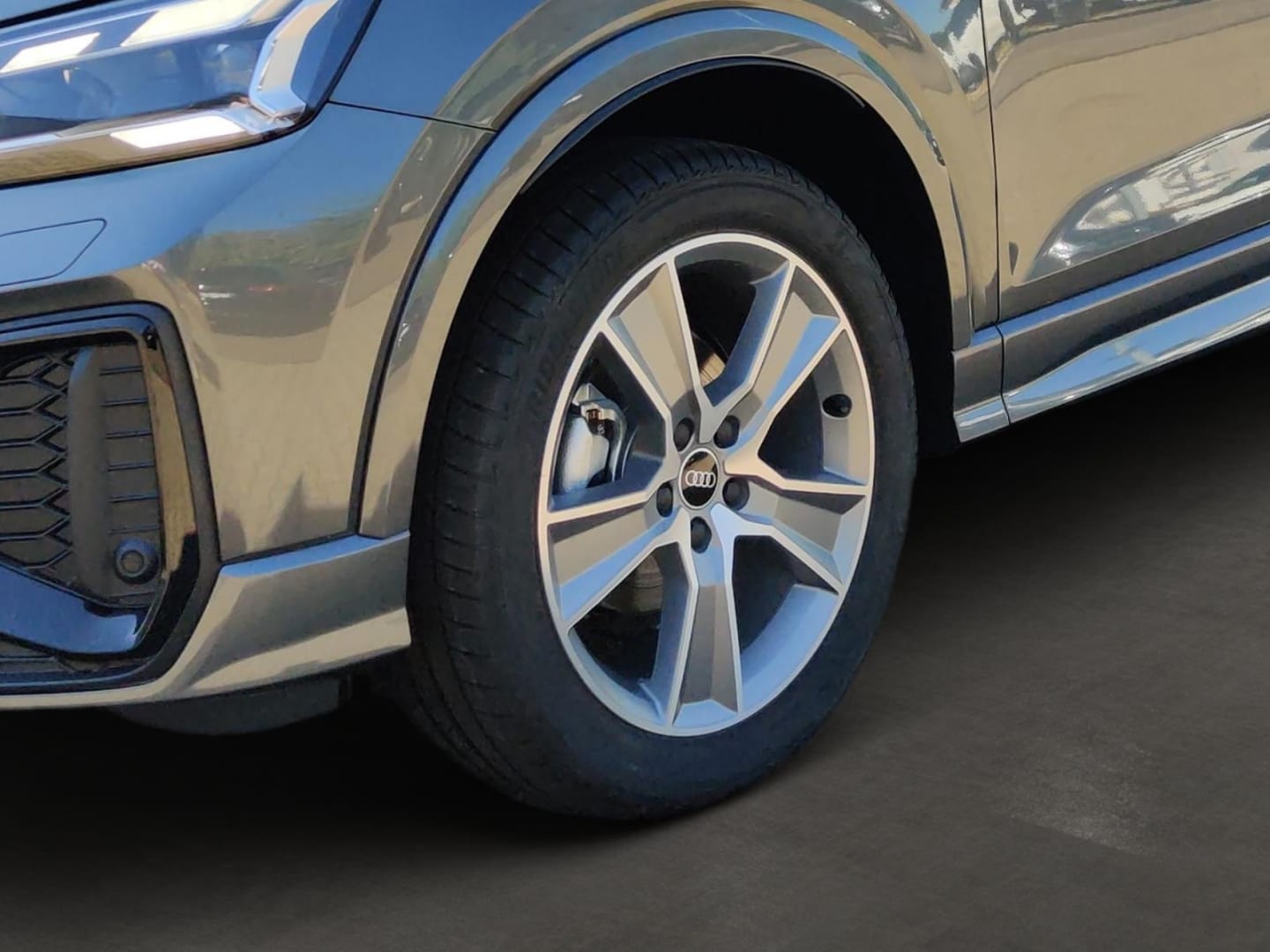 Bild über Audi Q2 S line 35 TFSI S tronic - für weitere Informationen kontaktieren Sie den Audi Partner