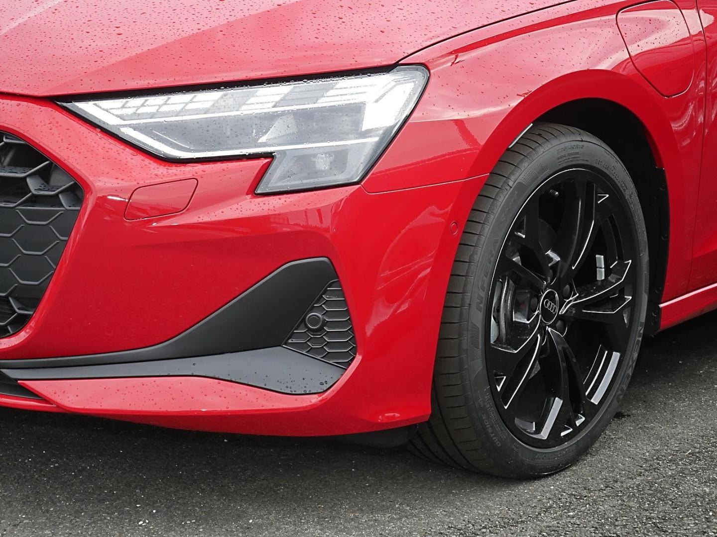 Bild über Audi A3 Sportback TFSI e TFSI e 150 kW S tronic - für weitere Informationen kontaktieren Sie den Audi Partner